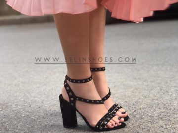 siyah topuklu ayakkabı